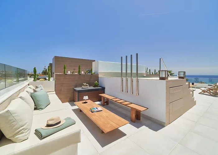 Unique Διαμέρισμα Μαρμπέλλα